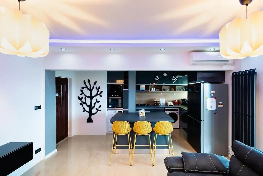 Modern 2Br Apt In The City Center Apartment Bucharest