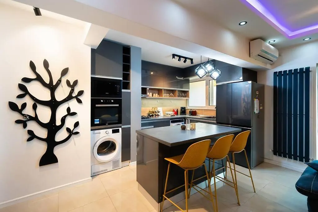 Modern 2Br Apt In The City Center Apartment Bucharest