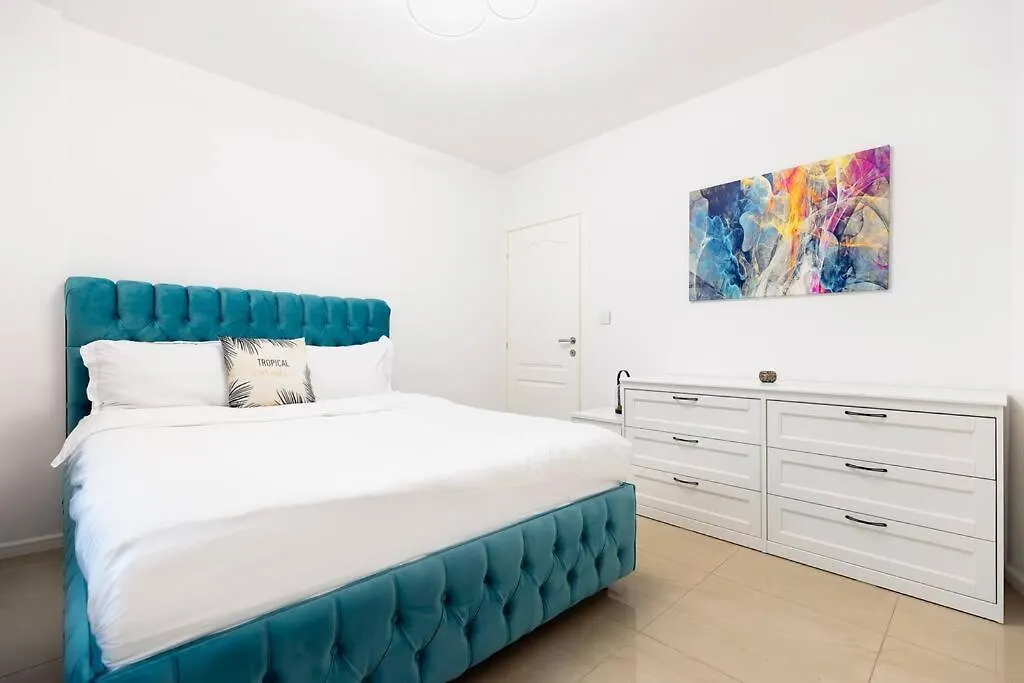 Modern 2Br Apt In The City Center Apartment Bucharest